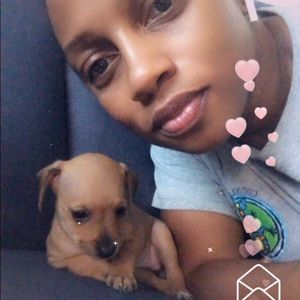 Meet your Posher, Nikia